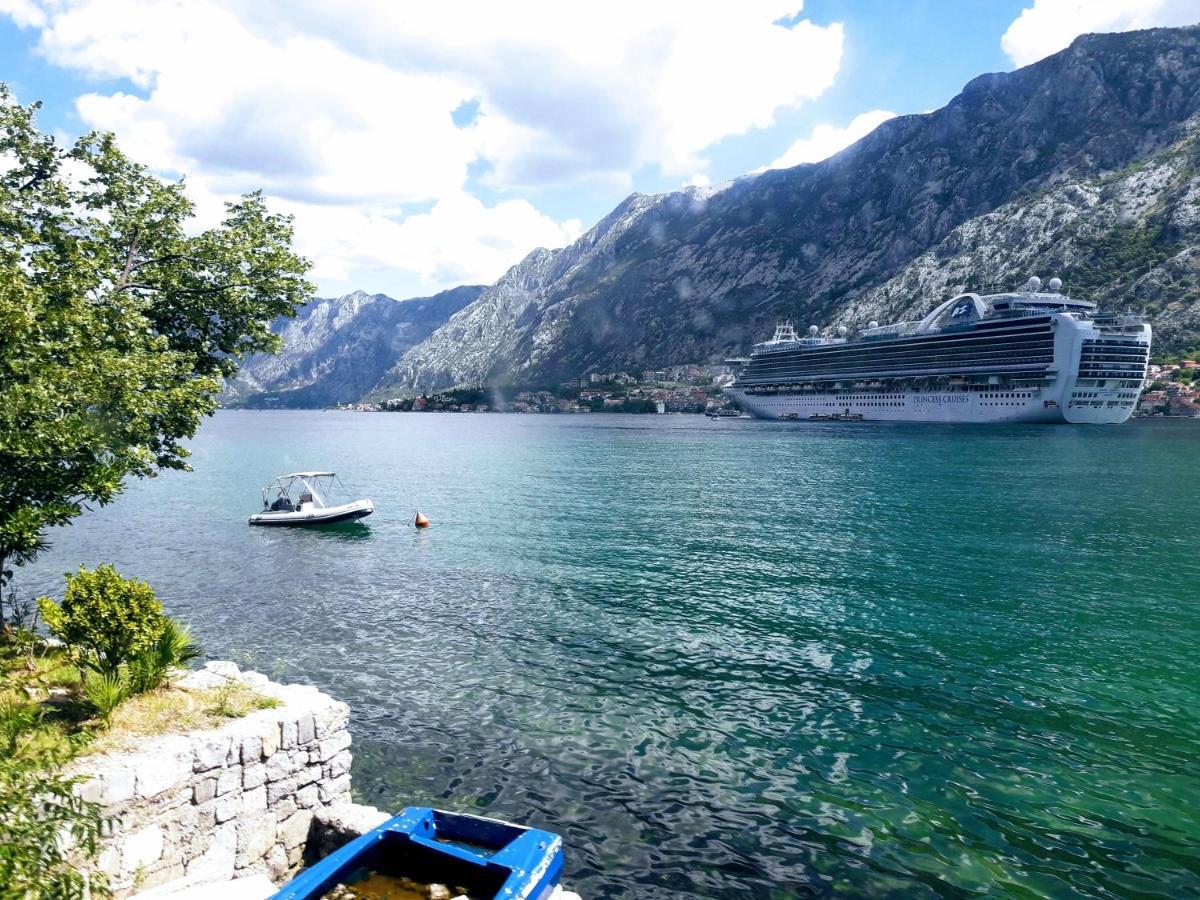 La Dolce Vita Apartments Kotor Exterior foto